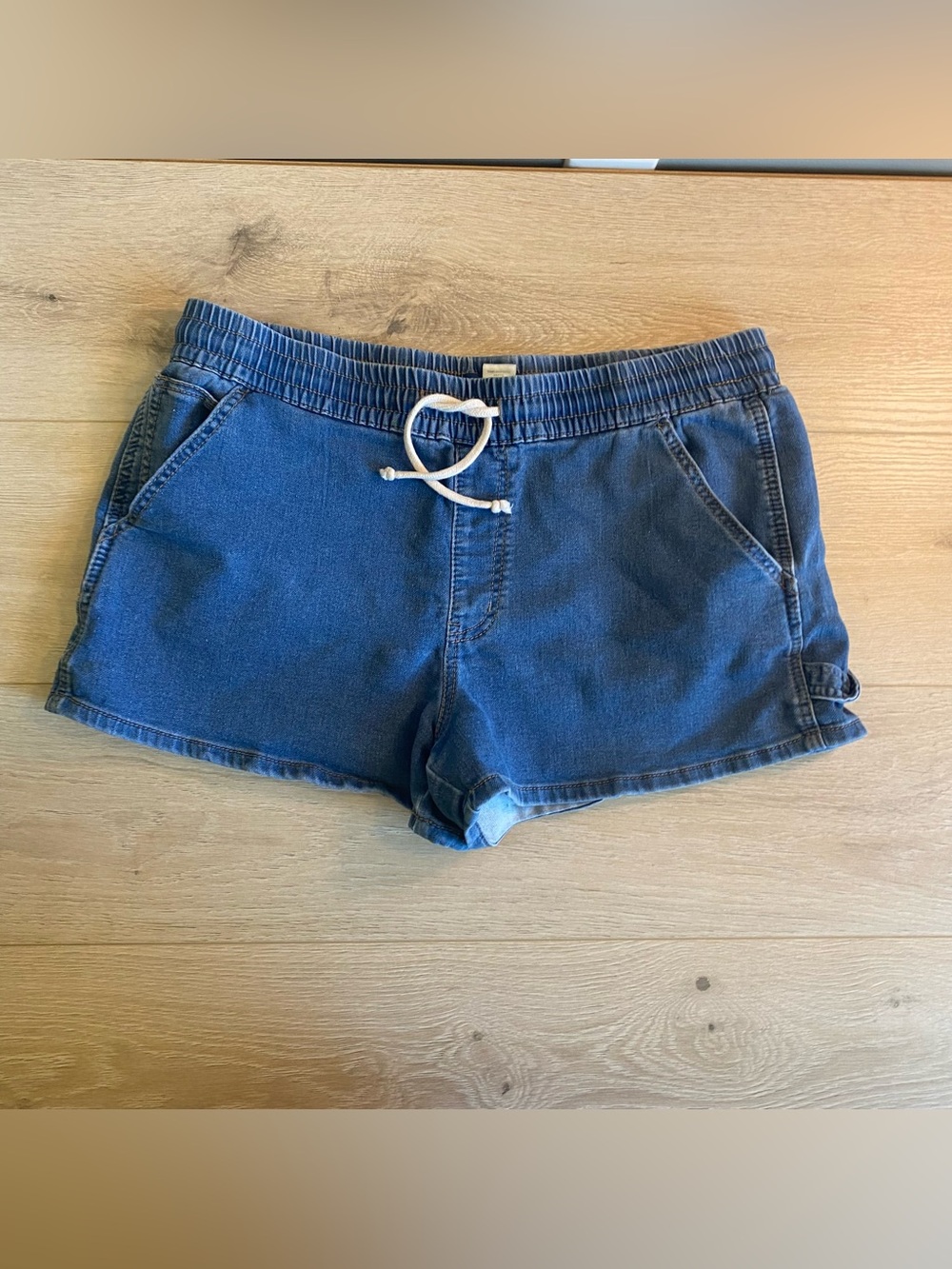 Universal Thread Navy Elastic-Waist Denim Shorts